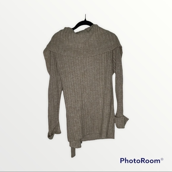 HEARTLOOM x REVOLVE Candace Wrap Chunky Cardigan Sweater, Oat, Size XS - Picture 11 of 11